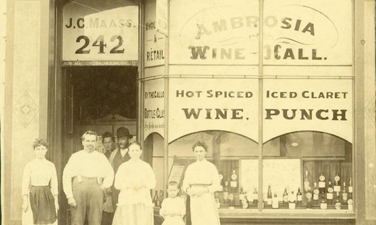 Drunk history Bottle shops, urban life and public order RMIT University
